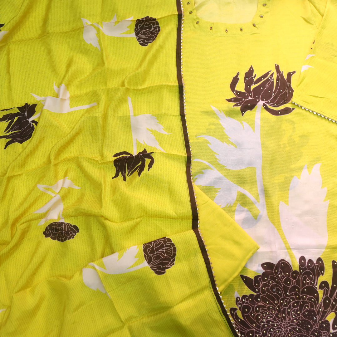 Darshanavi Canary Yellow Floral Digital Printed Muslin Suit Set