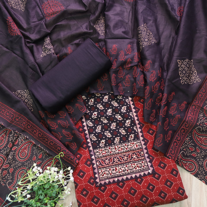 Khairiyat Berry Red Kutch Neck Inspired Neck Work Cotton Suit Set