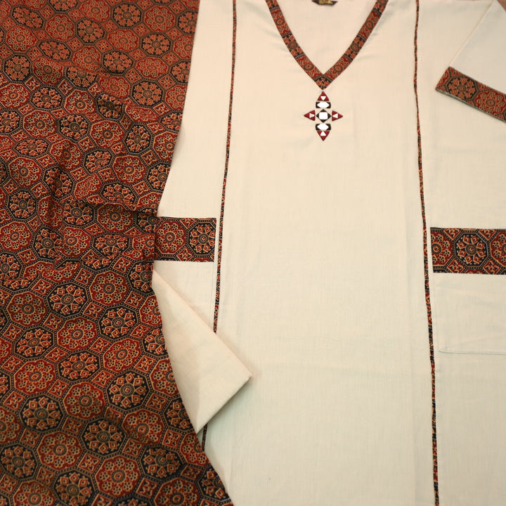Srinagar Beige Unique Panel and Pocket style cotton set