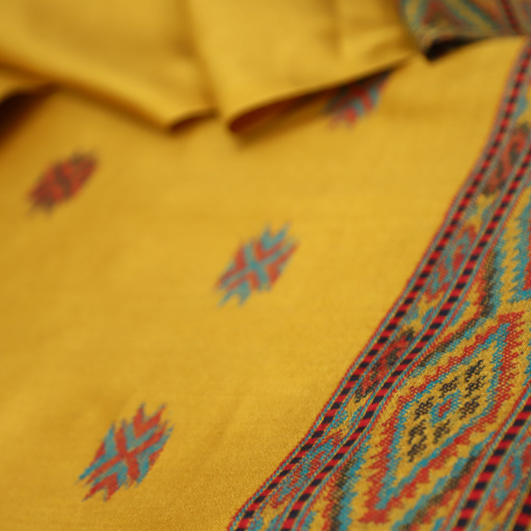 बेगमजान Turmeric Yellow Enhanced with Thread Weaved Hem Semi Pashmina Winter Set