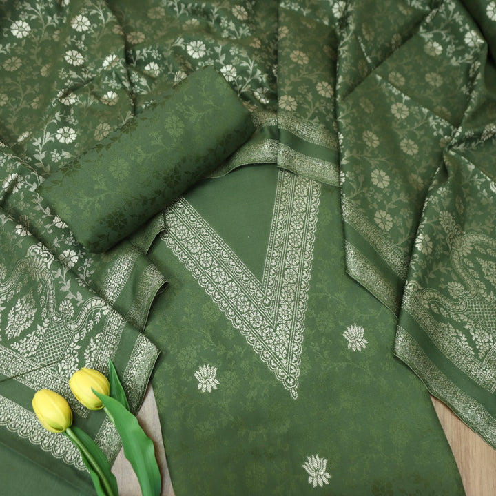 अनीत Sacramento Green All Over Zari Weaved in Semi Pashmina Winter Suit Set