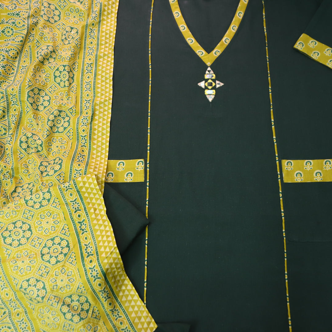Srinagar Green Unique Panel and Pocket style cotton set