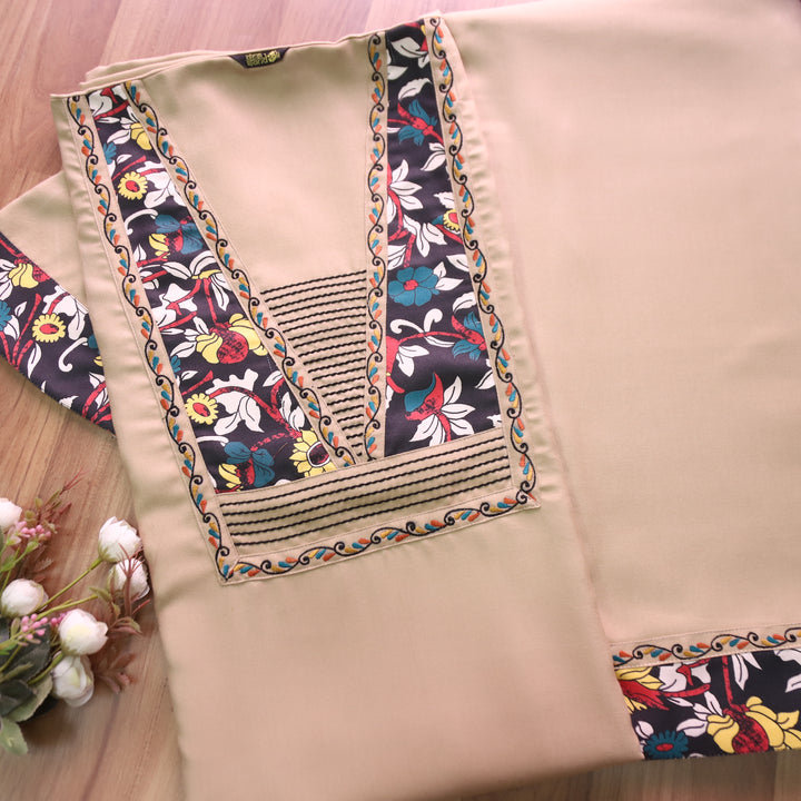 निहारिका Warm Beige Kalamkari Yoke with Embroidered Work Semi Pashmina 2 Piece Set