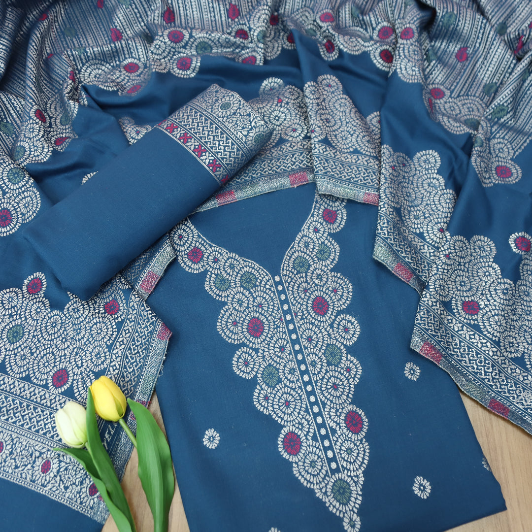 सांभवी Cerulean Blue Defined By Thread and Zari Weaved Neck Semi Pashmina Winter Set