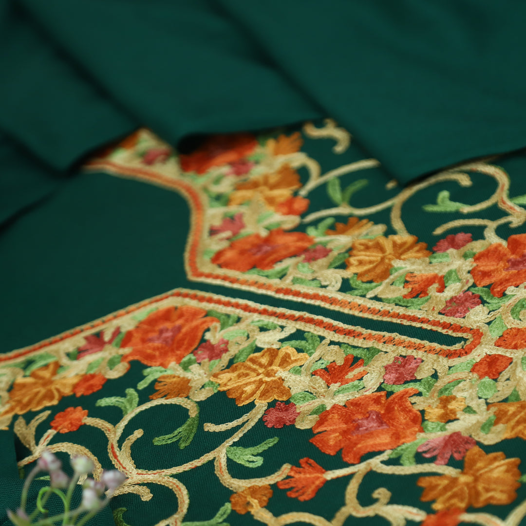 परशक्ति Dark Green Elegant Woven Kashida Embroidery Semi Pashmina Winter Set