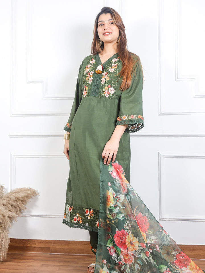 Rayshami Forest Green Embroidered Rayon Crepe Top with Organza Dupatta 3 Piece Set