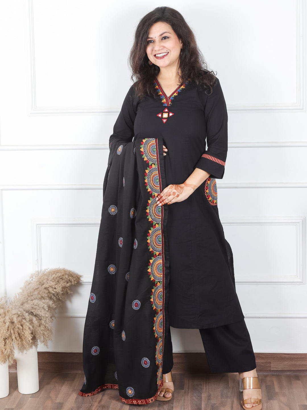 Kaveri Ebony Black V Neck Mirror Work with Embroiered Pocket Cotton 3 Piece Set