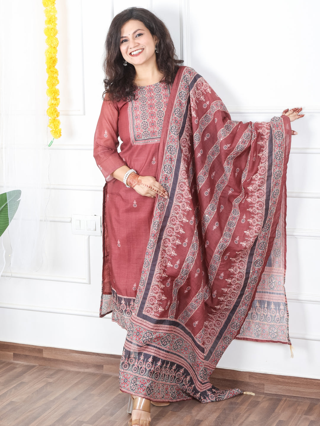 Mivaan Mauve Pink All Over Digital Printed with Kantha Work Chanderi 3 Piece Set