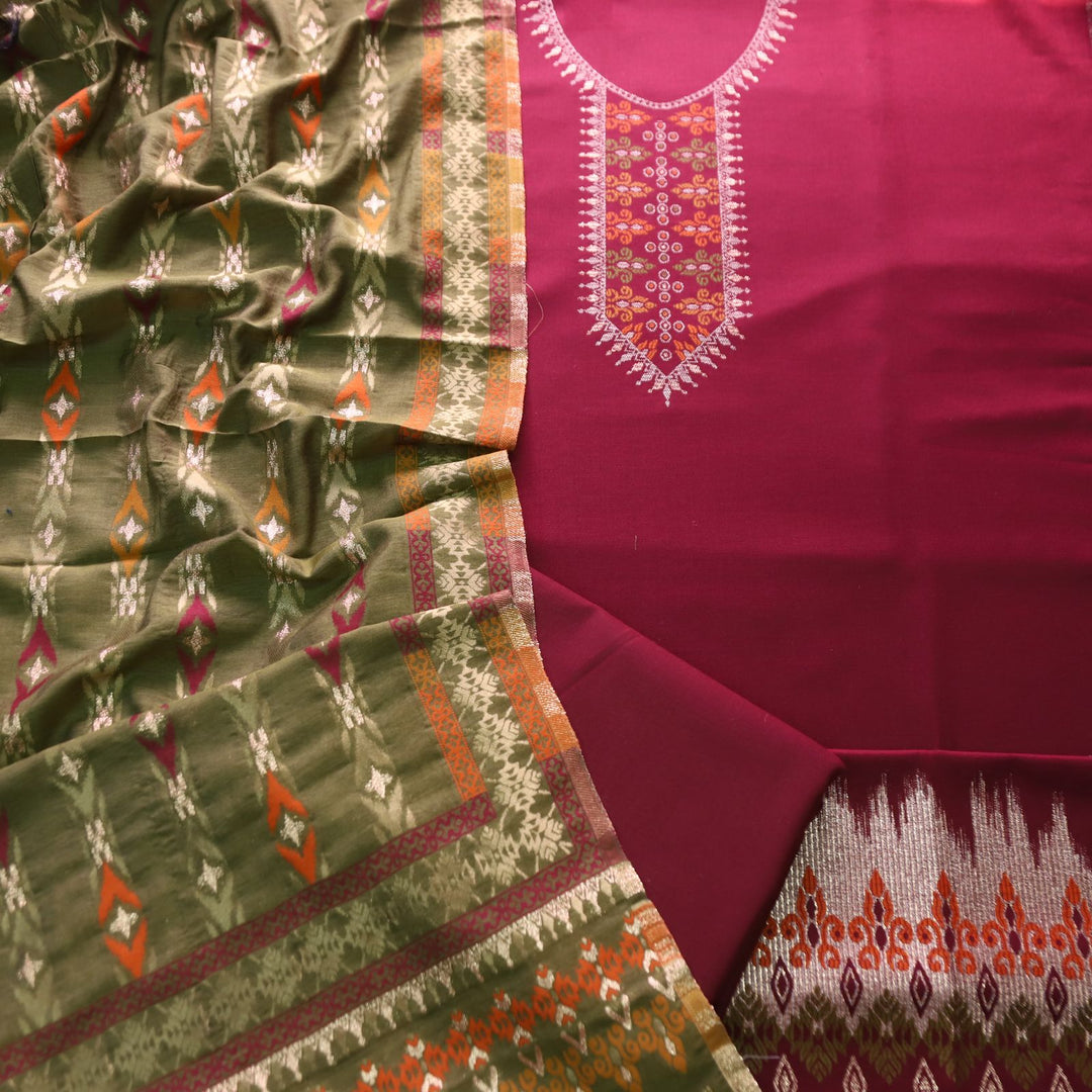 इशानी Burgundy Wine Thread Weaved with Zari Work Semi Pashmina Winter Set