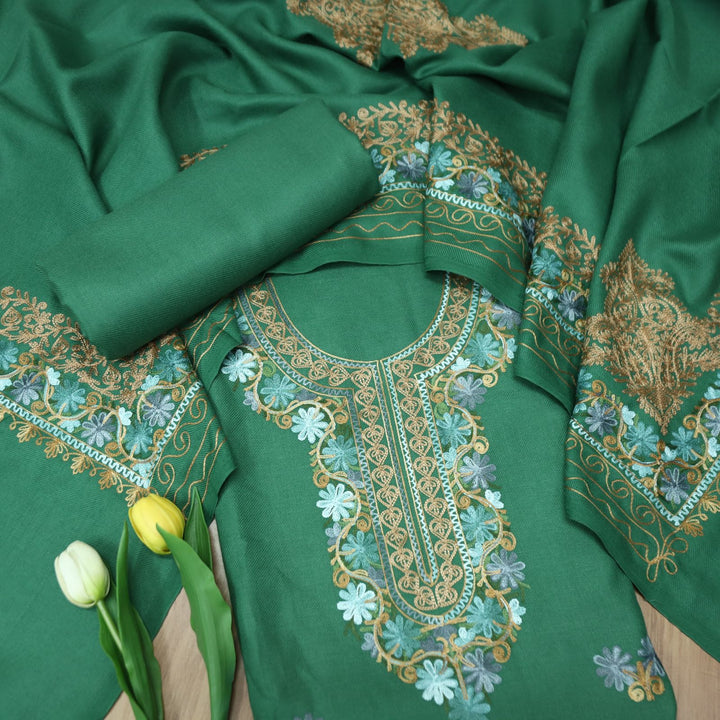 भानुशी Emerald Mist Elegant Woven Kashida Embroidery Semi Pashmina Winter Set