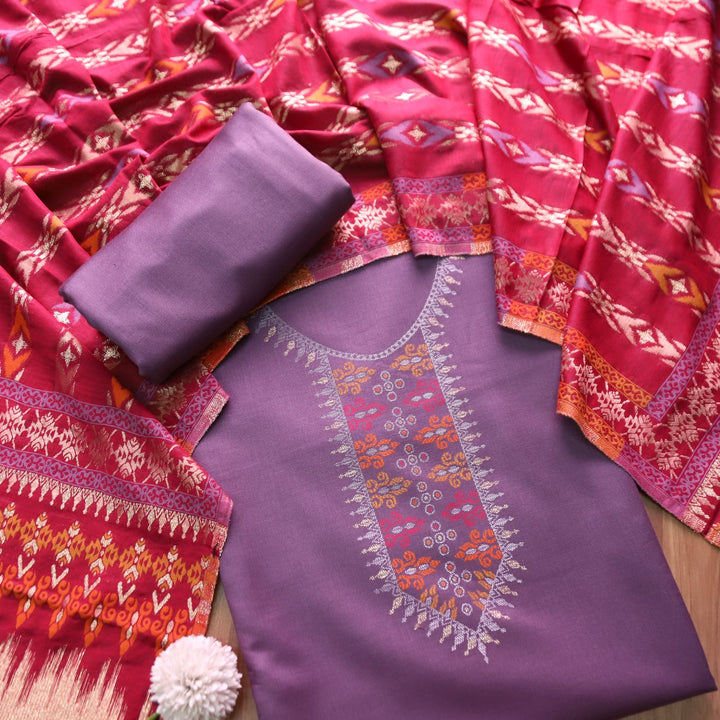 इशानी Mauve Lilac Thread Weaved with Zari Work Semi Pashmina Winter Set