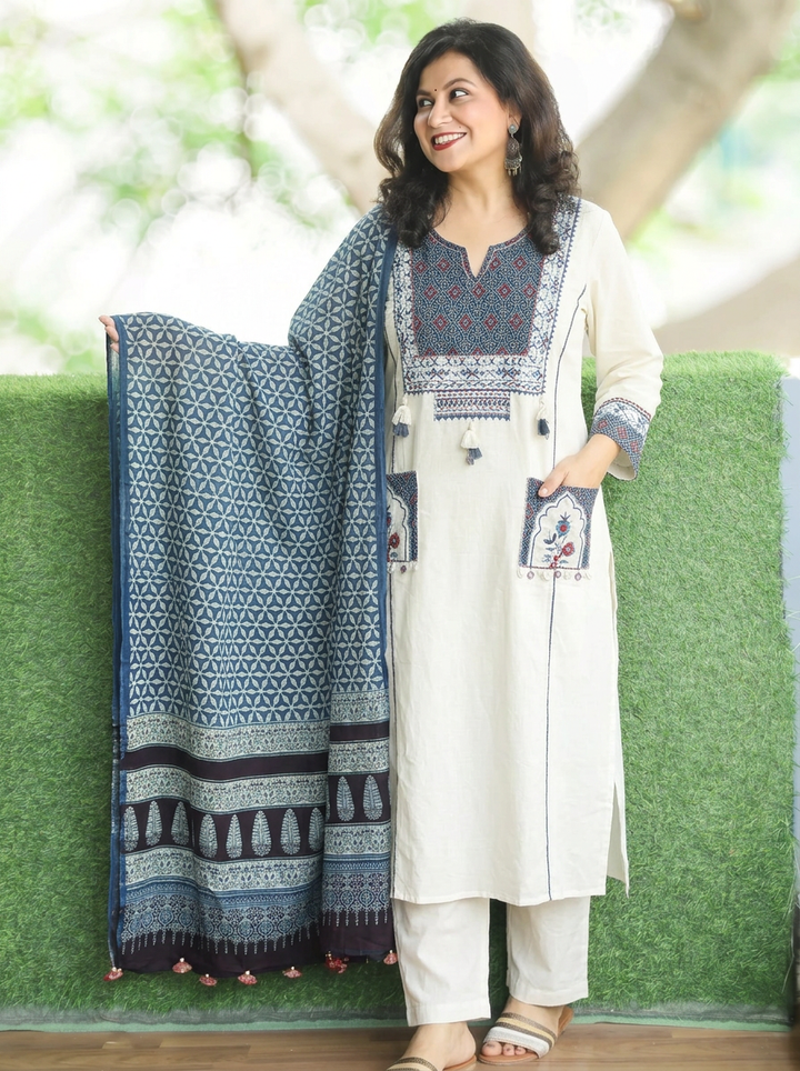 Vaidehi White Embroidered Panel Style Cotton 3 Piece Set