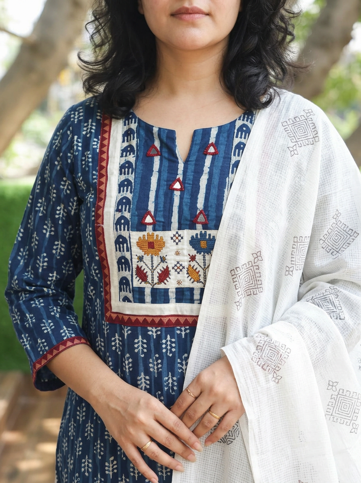 Rupali Indigo Blue Dabu Printed 3 Piece Set D1