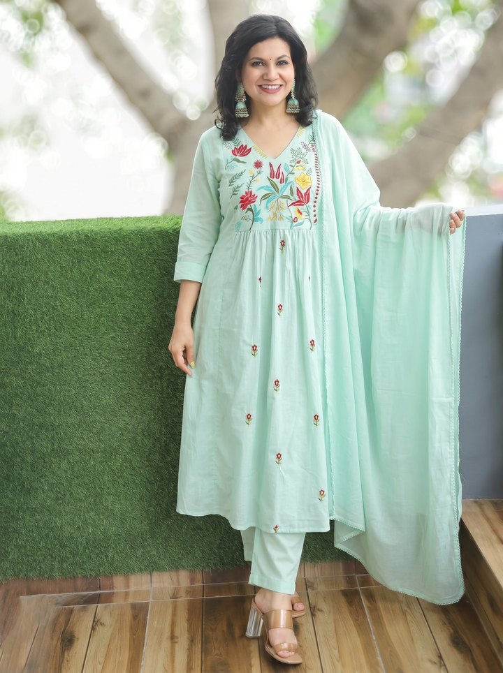 Shiwangi Sea Form Green Embroidered Mul Cotton 3 Piece Set