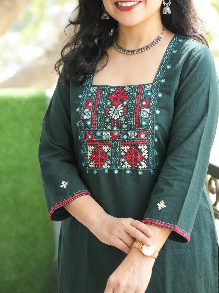 Alicia Emerlad Green Kolkata Hand Embroidered 2 Piece Set
