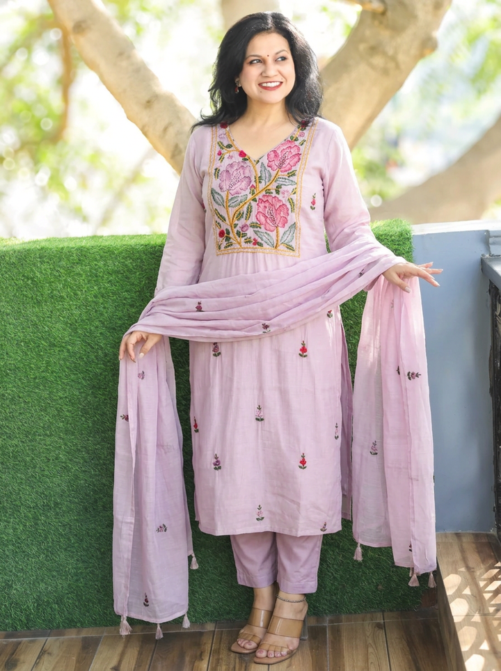 Navira Soft Lilac Kolkata Hand Embroidered 3 Piece Set