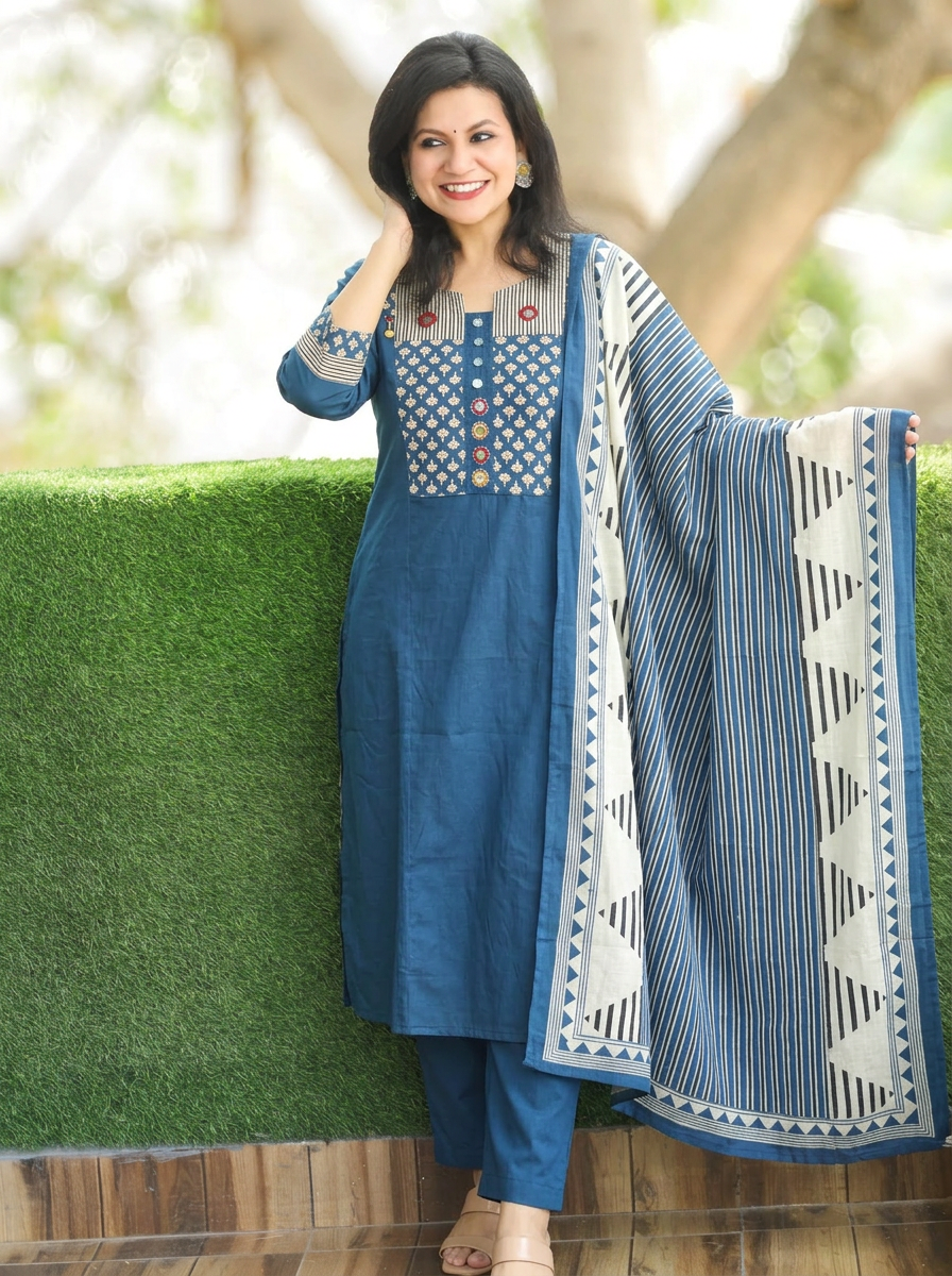 Jessica Sapphire Blue Mirror Yoke Cotton 3 Piece Set