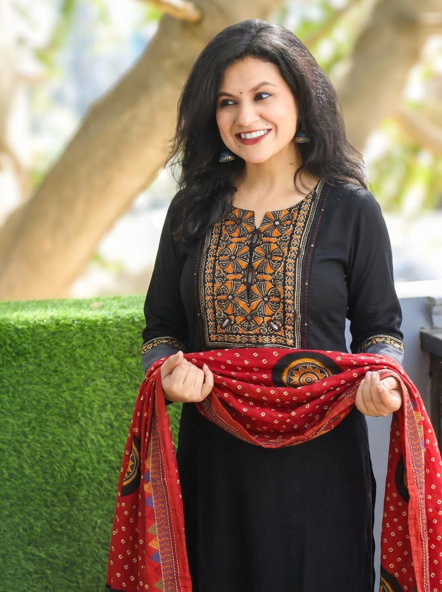 Khusboo Ebony Black Mirror Printed Yoke Gajji Silk Set