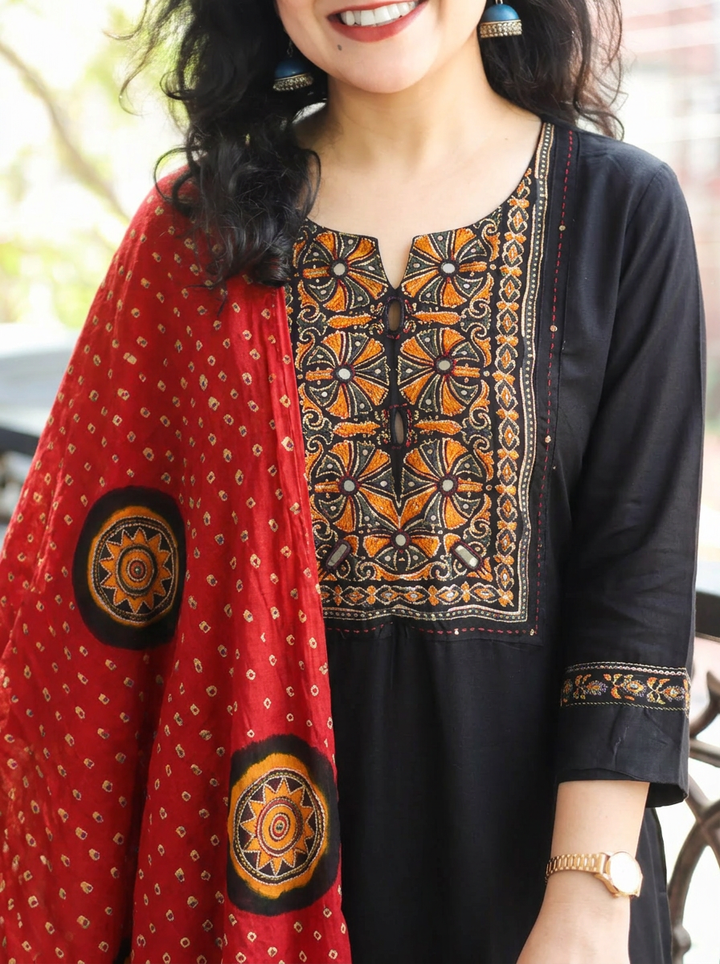 Khusboo Ebony Black Mirror Printed Yoke Gajji Silk Set
