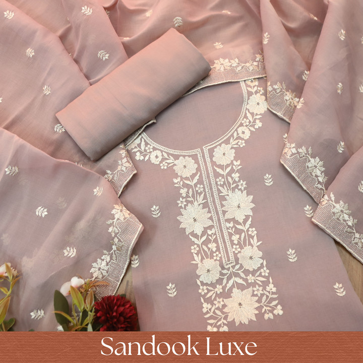 Saloni Heliotrope Lilac Thread Embroidered Mul Cotton Set