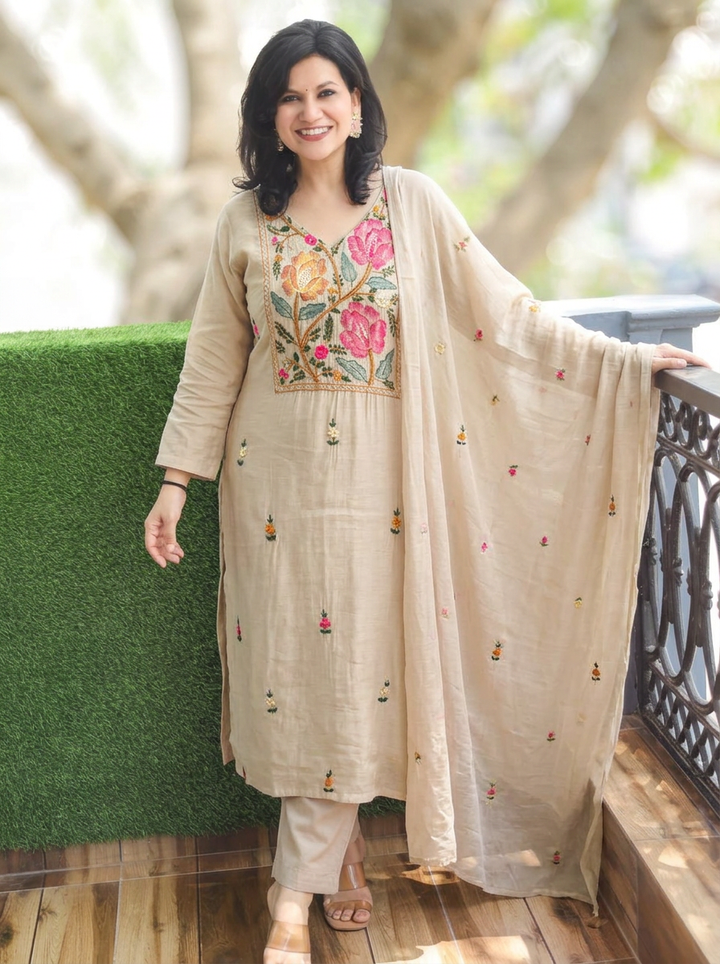 Navira Champane Beige Kolkata Hand Embroidered 3 Piece Set