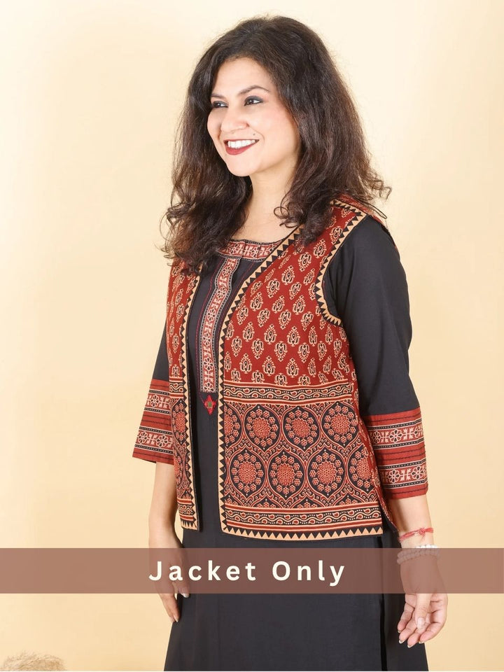 Sejal Maroon Red In All Over Gamthi Printed Cotton Jacket