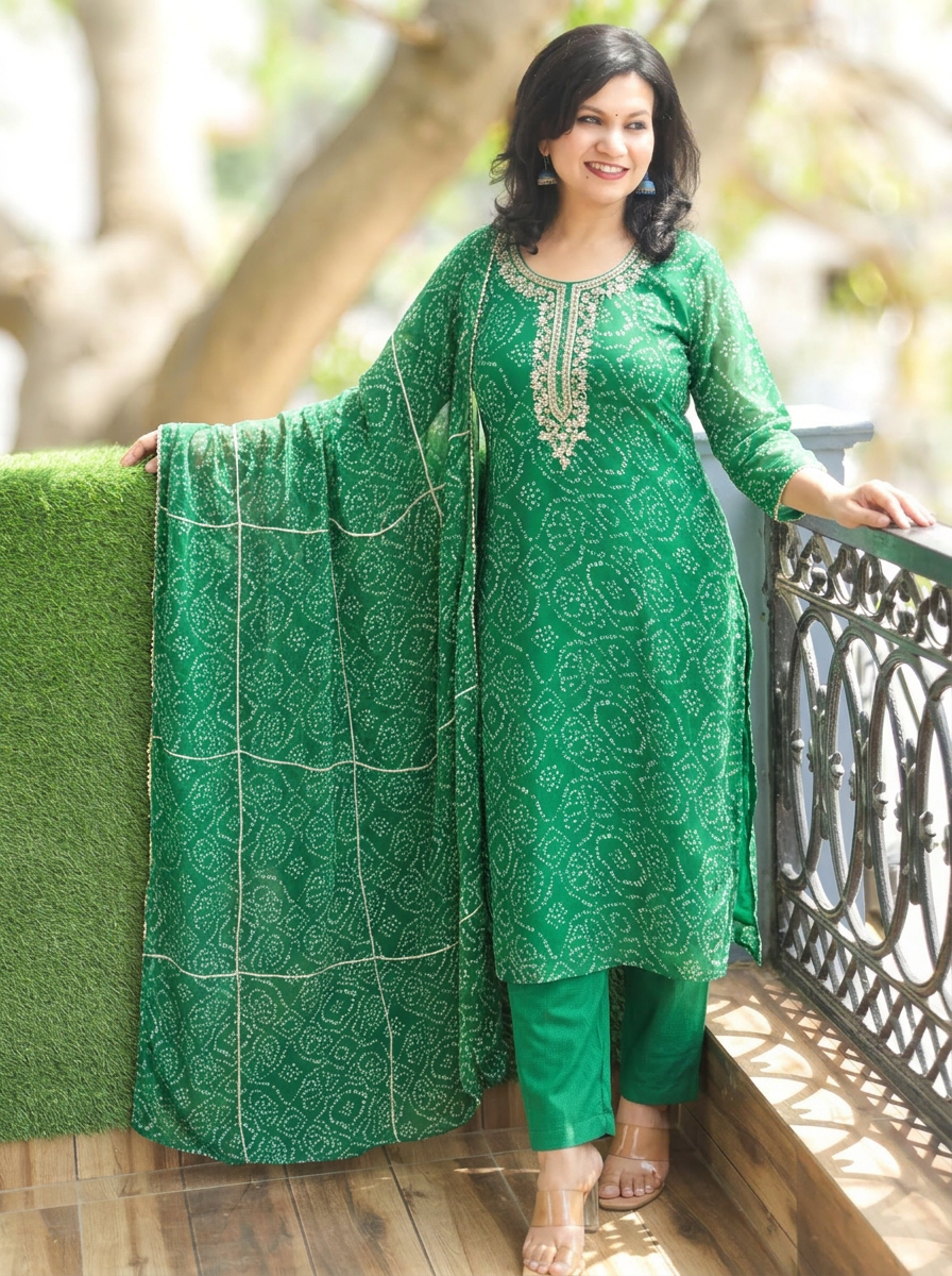 Bahaar Green Embellished Bandhani Georgette 3 Piece Set