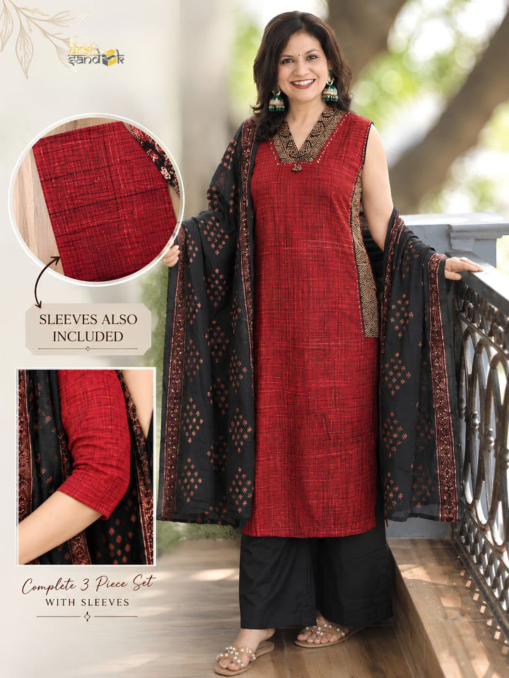 Shambhavi Barn Maroon V Neck Brush Painted 3 Piece Set