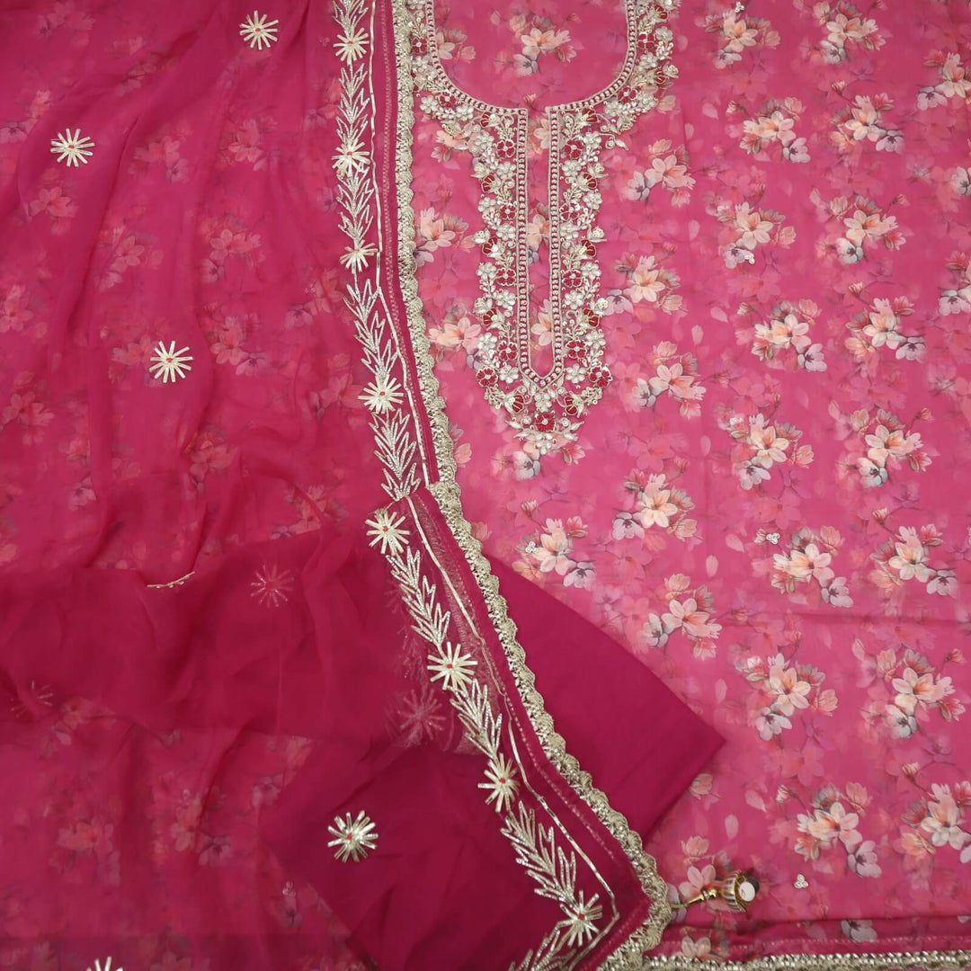 सुर्ख़ गुलाबी Printed Organza Top with Chiffon Gota Work Dupatta Set