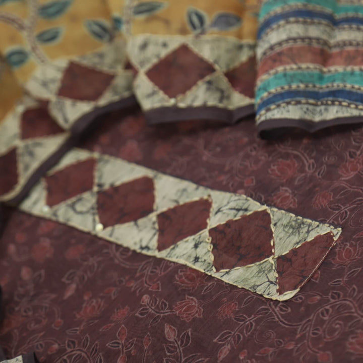 Sargoshi Powder Brown Digital Printed Chanderi Top with Kantha Work Chanderi Dupatta Set
