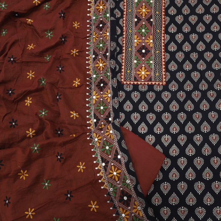 Khairiyat Coal Black Kutch Work Cotton Top With Cotton Dupatta