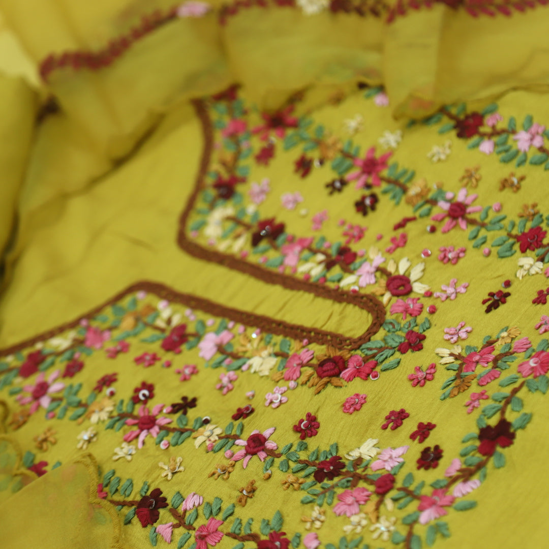 Bayaabaan Corn Yellow Thread Neck Work Tussar Silk Top with Organza Dupatta