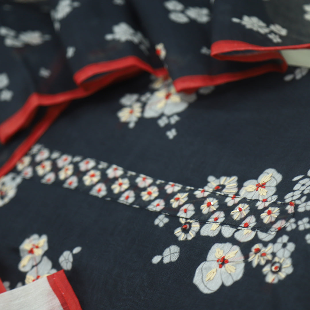 Kohinoor Smoke Black Chanderi Top with Kantha Work Dupatta