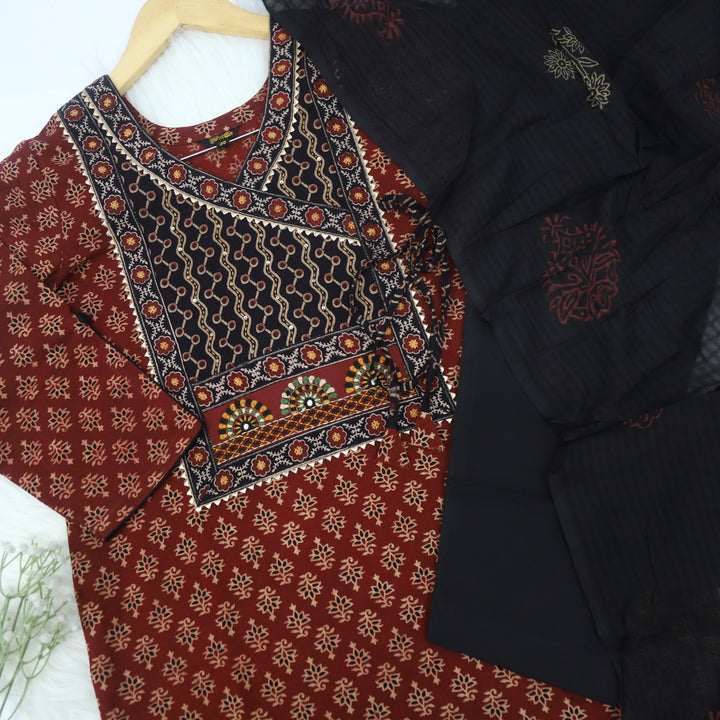 Khairiyat Barn Red Angrakha Cotton Top With Cotton Dupatta 3 Piece Set