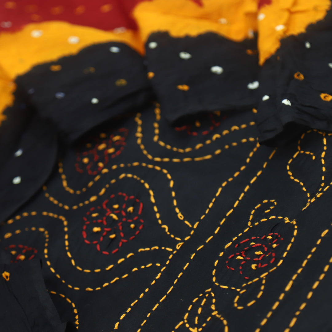 Rashq Oil Black Thread Work Top with Seaweed Green Bandhej Dupatta
