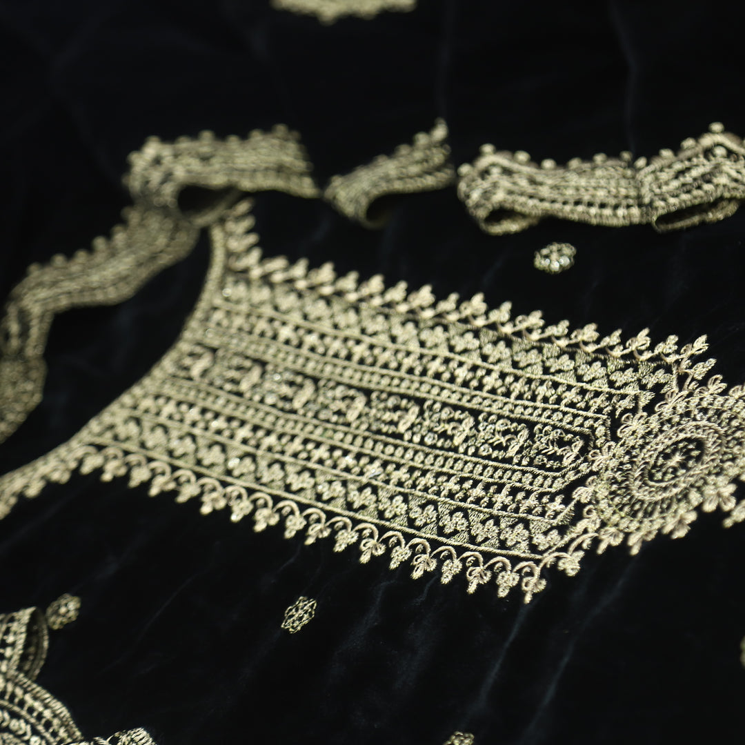 Noor Ebony Black Zari Work Velvet Top with Velvet Dupatta