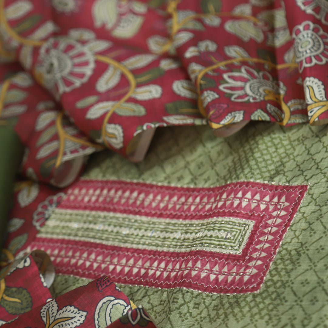 Zameer Fern Green Zari Neck Work Printed Tusaar Chanderi Suit Set