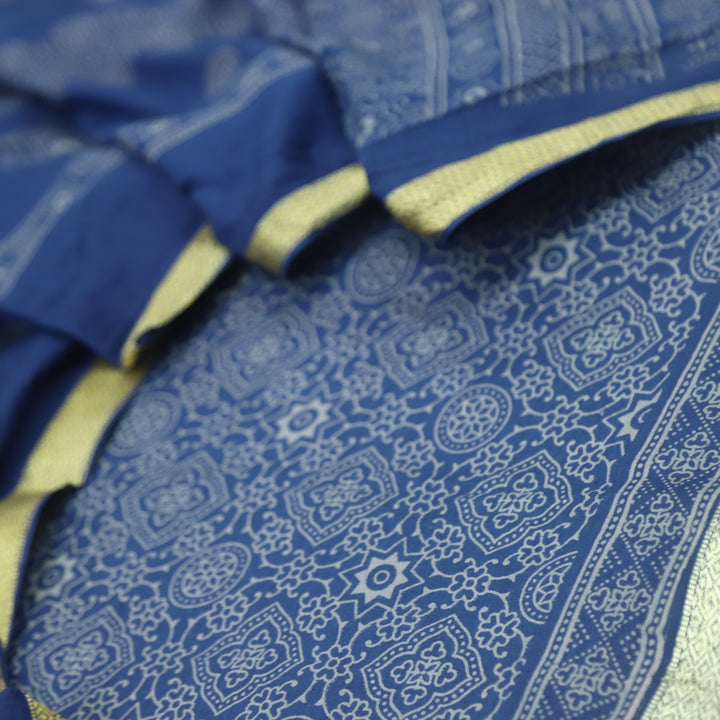 Ruhani Blue Printed with Mangalgiri Hem Jam Cotton Top Suit Set
