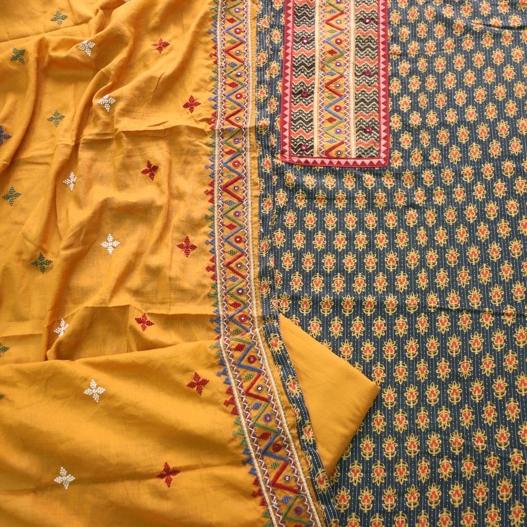 Ruhani Pine Green Ajrak Print Cotton Top With Printed Dupatta