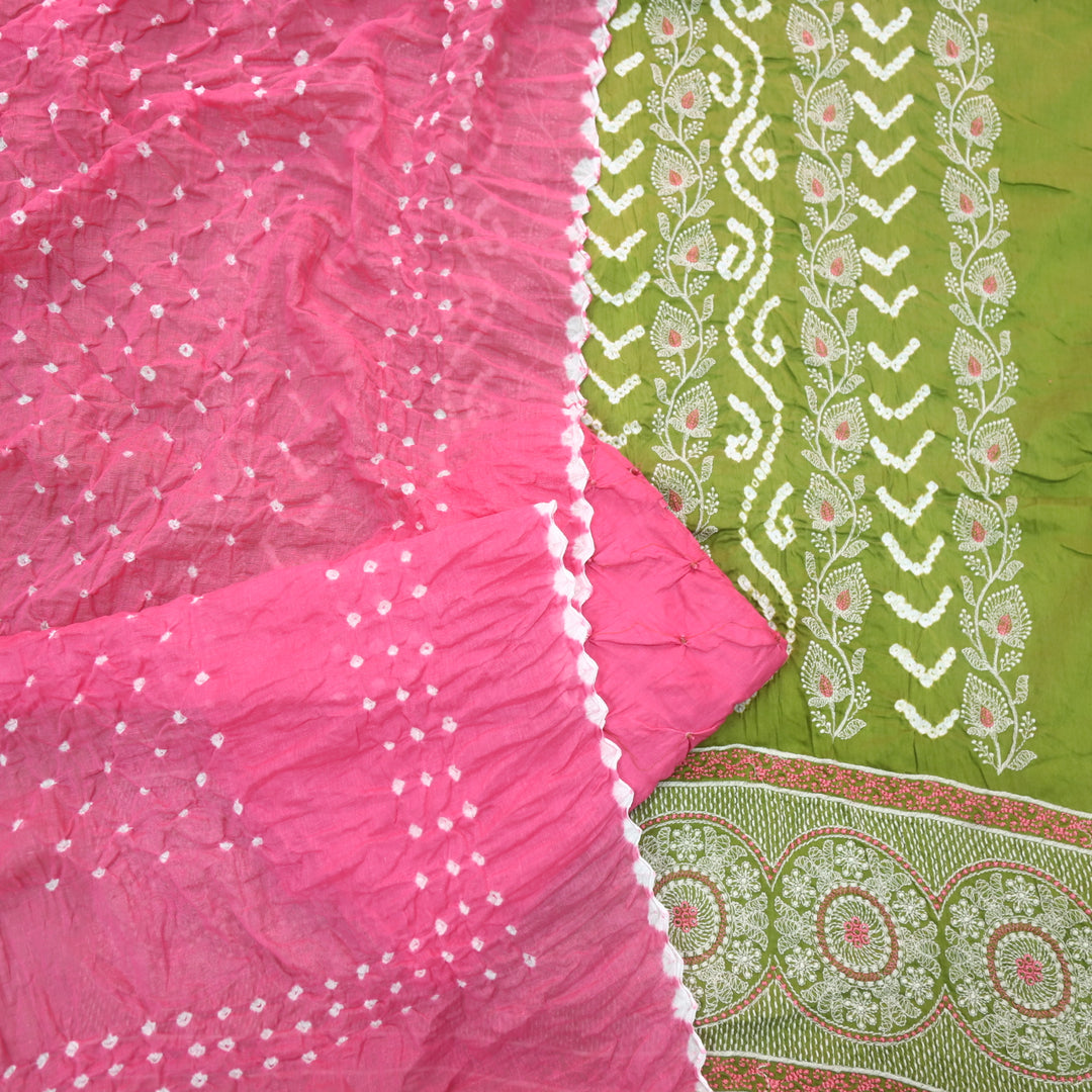 Bandegi Parrot Green Authentic Bandhej with Thread Work Cotton Suit Set
