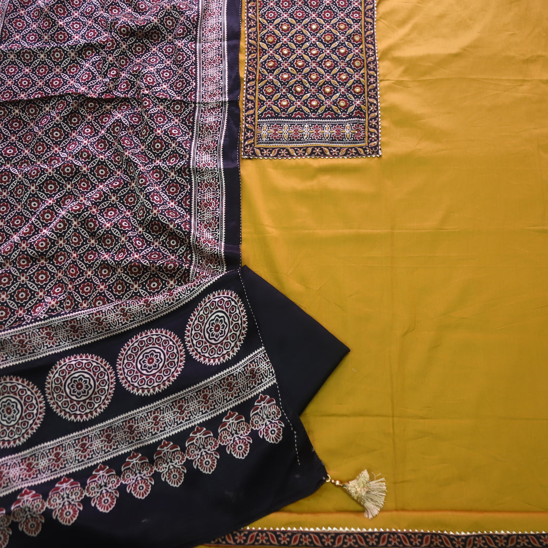 Noor Dijon Yellow Glazed Cotton Top and Digital Printed Mashru Dupatta