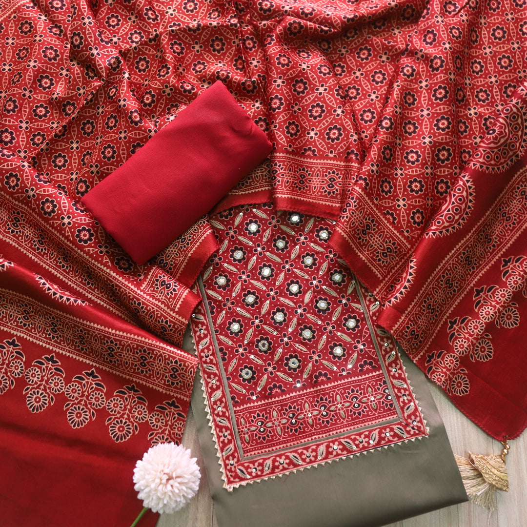 Noor Fern Grey Glazed Cotton Top and Digital Printed Mashru Dupatta