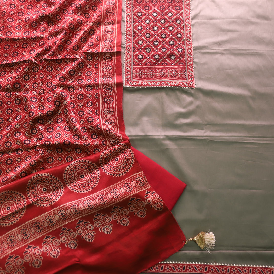 Noor Fern Grey Glazed Cotton Top and Digital Printed Mashru Dupatta