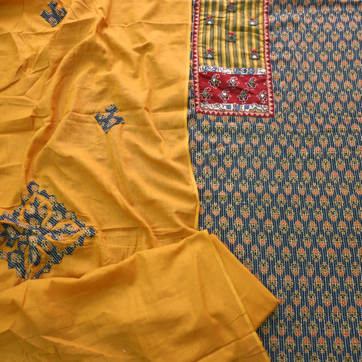 Ruhani Forest Green Ajrak Print Mirror Work Cotton Top with Applique Dupatta