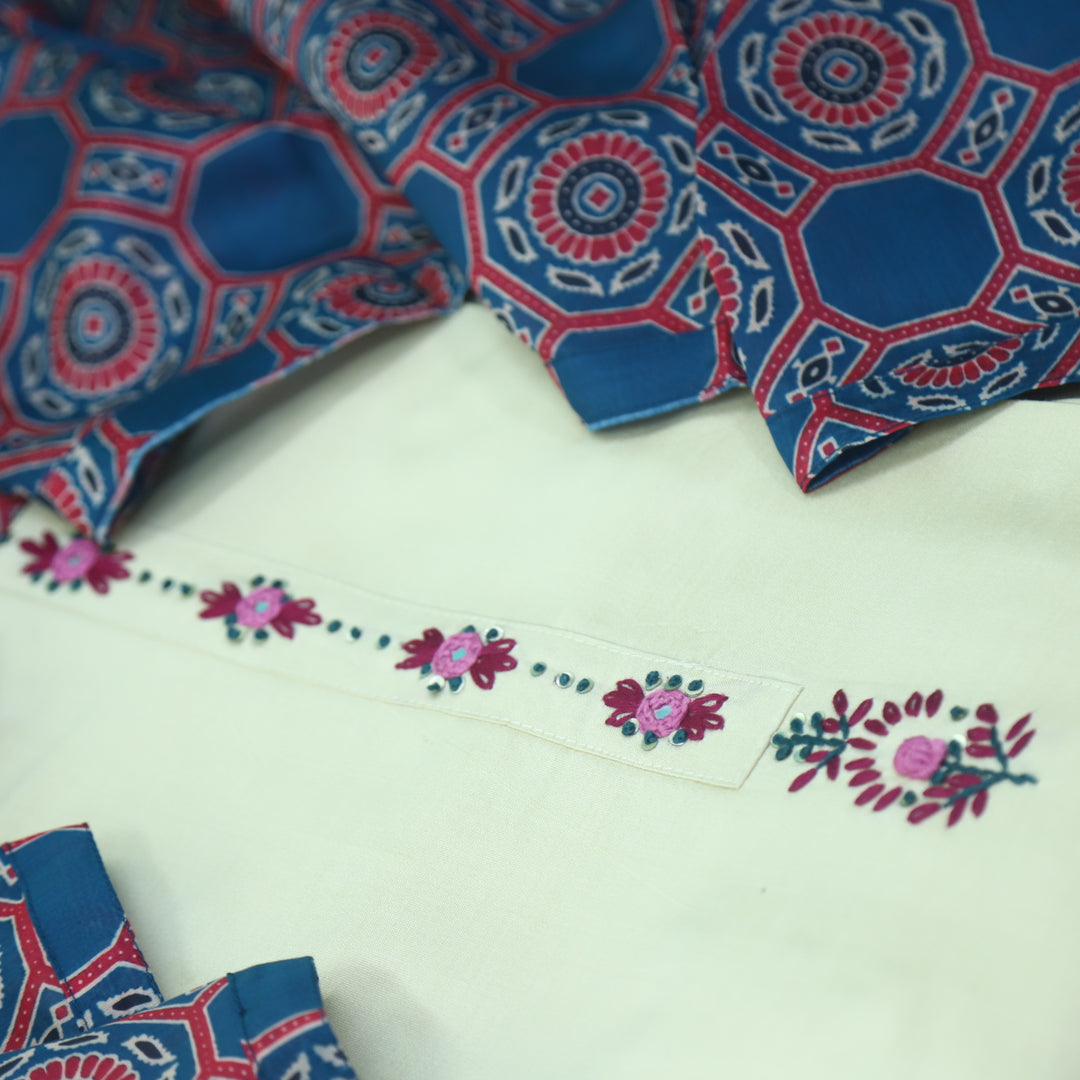 Ehtiyaat Cream with Blue Dupatta Thread with Mirror Work Cotton Silk Suit Set