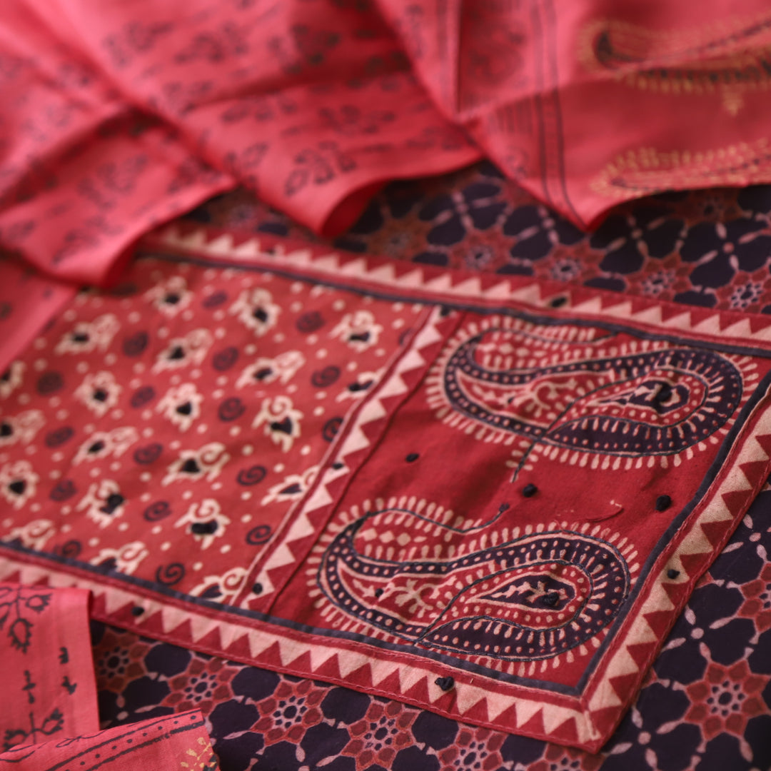 Khairiyat Berry Black Kutch Neck Inspired Neck Work Cotton Suit Set D2