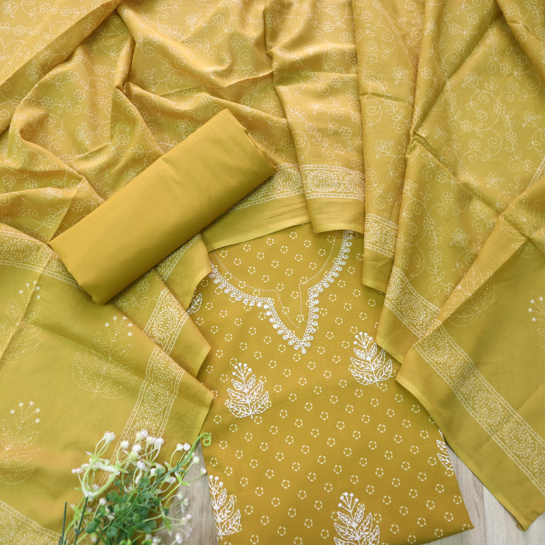 Rivaish Mustard Yellow Thread Neck Work Printed Cotton Suit Set