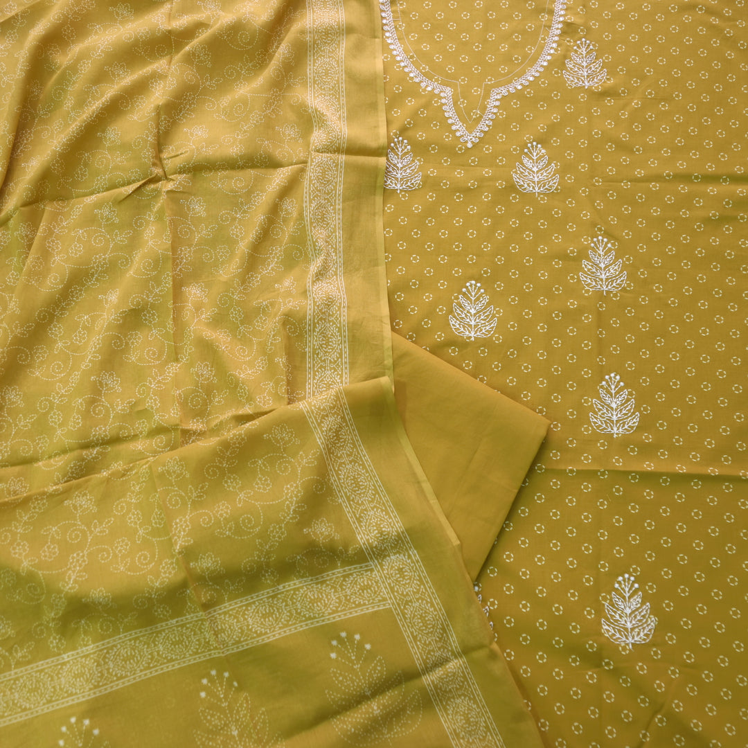 Rivaish Mustard Yellow Thread Neck Work Printed Cotton Suit Set