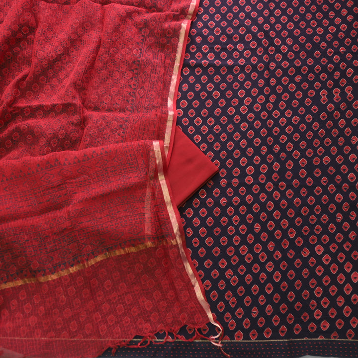 Rashq Black Printed Cotton top with Red Printed Kota Doriya Dupatta Set