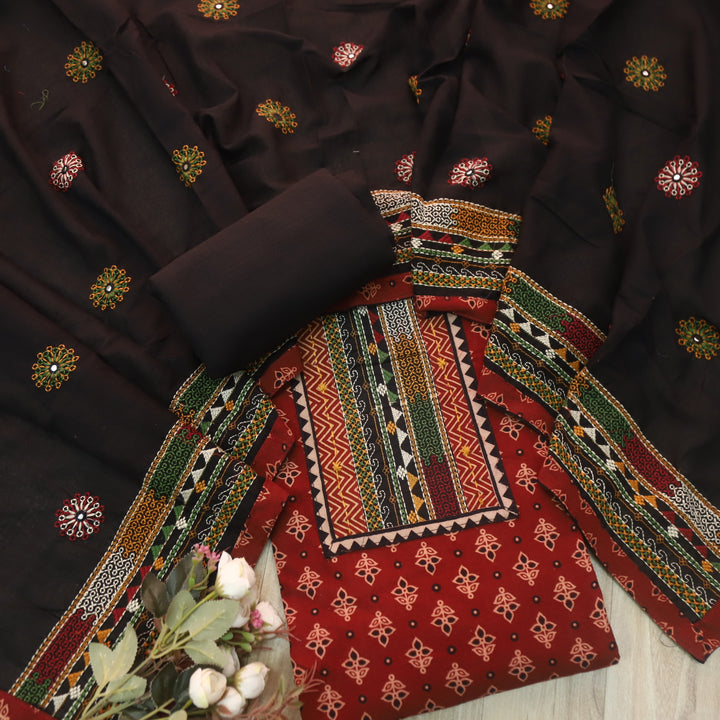 Pardesiya Tomato Red Kutch Patch Neck Work Cotton Suit Set